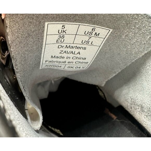 Dr. Martens Boots Sz W7 M6 Zavala 8 Eyelet Combat Platform Patent Leather White - Picture 12 of 12